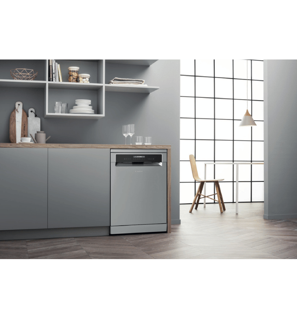 غساله اطباق اريستون 15 فرد سلفر LFP5P31WLTX