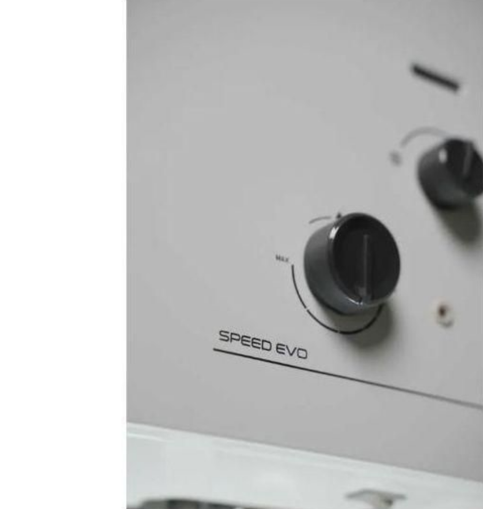 سخان اريستون 10 لتر غاز طبيعي بالادابتر SPEED EVO 10 NG ADPT